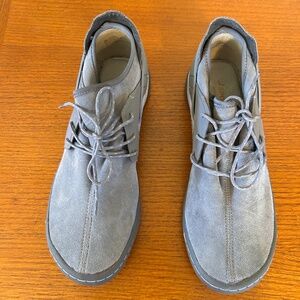 Jambu Sport Shoes Catskill Grey/Iris Women's Size 9 EUC